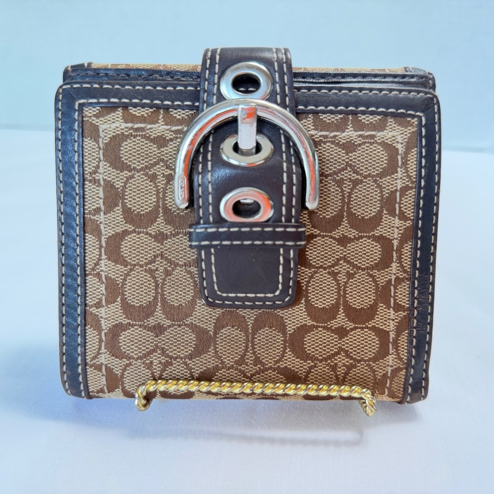 Coach SOHO Bifold Wallet Womens Brown Signature Jacquard Buckle Snap - Picture 2 of 16